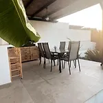 Vacker Med Privat Pool, Lounge Och Stor Grillplats Вилла Торевьиа