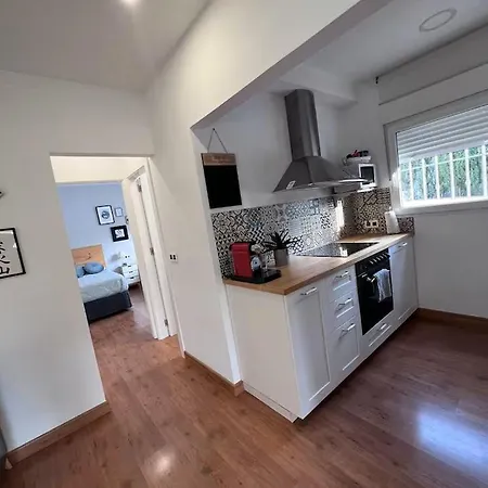 Vacker Med Privat Pool, Lounge Och Stor Grillplats فيلة تورّيفيِخا