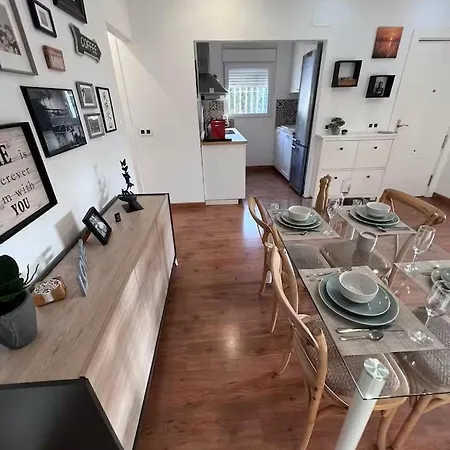 Vacker Med Privat Pool, Lounge Och Stor Grillplats * تورّيفيِخا