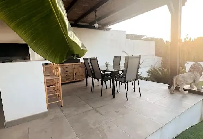 Vacker Med Privat Pool, Lounge Och Stor Grillplats Villa Torrevieja