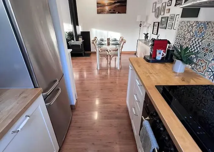 Vacker Med Privat Pool, Lounge Och Stor Grillplats *