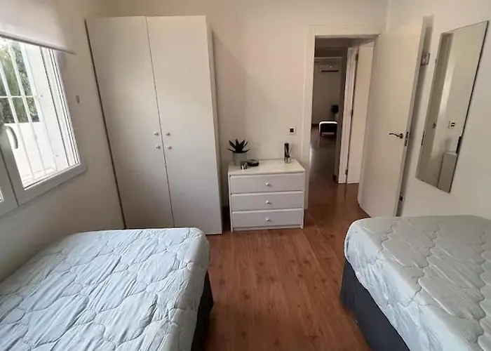 Vacker Med Privat Pool, Lounge Och Stor Grillplats Villa *